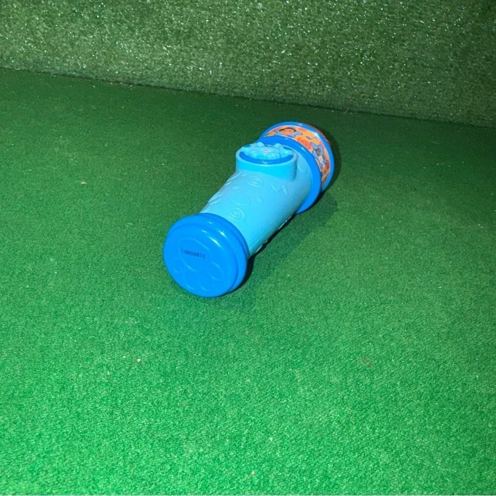 N/A playful toy